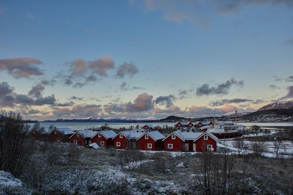Vesteralen Kysthotell Stokmarknes Exterior foto